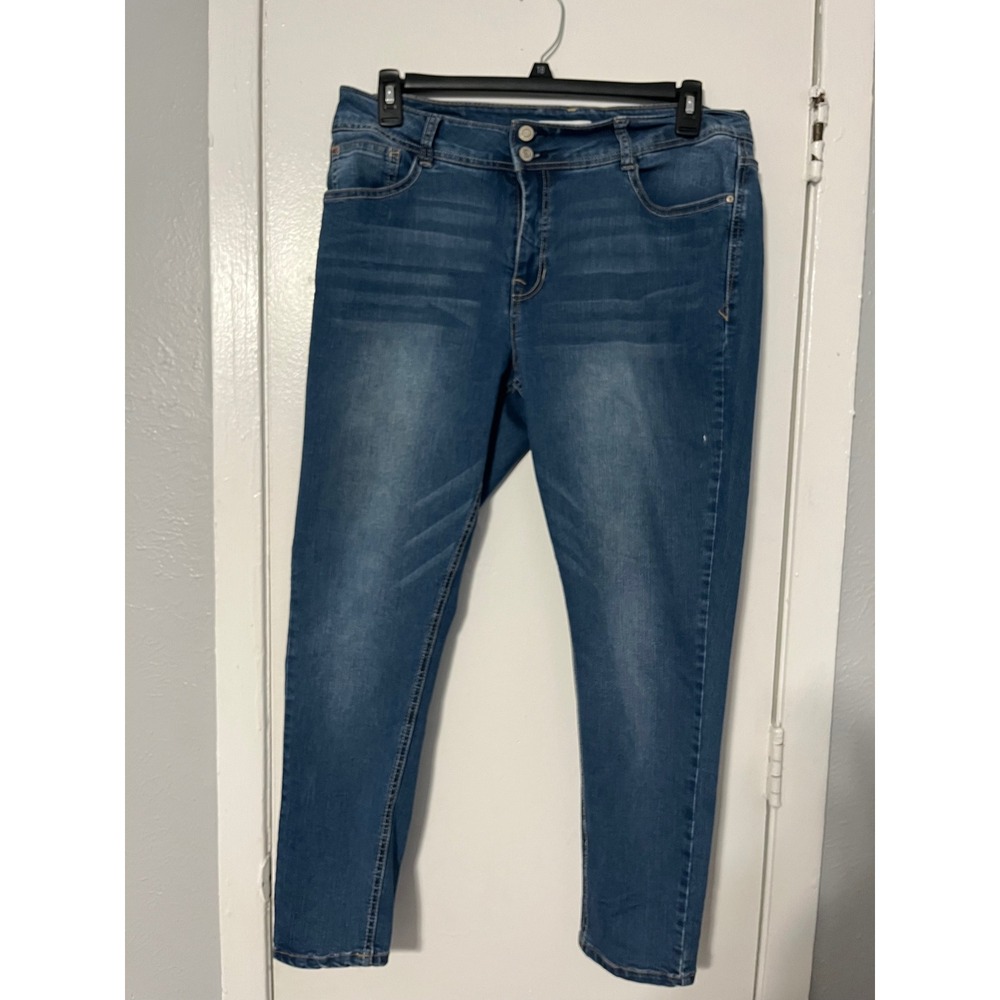 Angels Forever Young Curvy Skinny Jeans‎ Womens 16 Medium Wash Blue High Rise